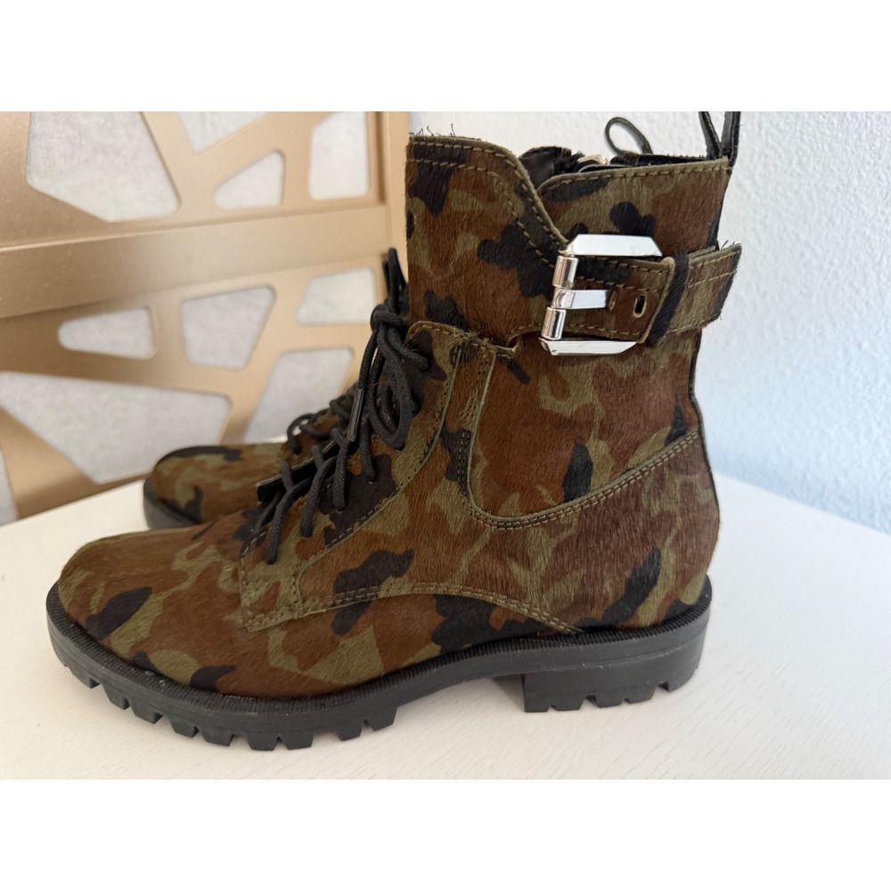 Dolce Vita Camo Calf Hair Combat Boots Green Brown Lace Up Side Zip Lug Sole 6.5